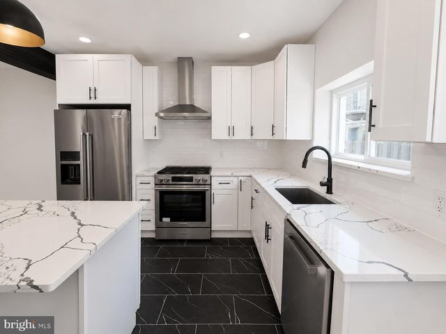1828 S BANCROFT ST, Philadelphia, PA 19145