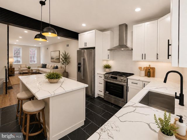 1828 S BANCROFT ST, Philadelphia, PA 19145