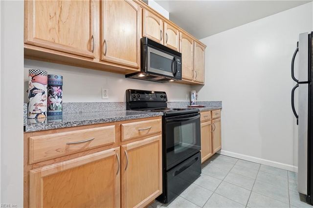 249 W Freemason St Apt 206, Norfolk, VA 23510
