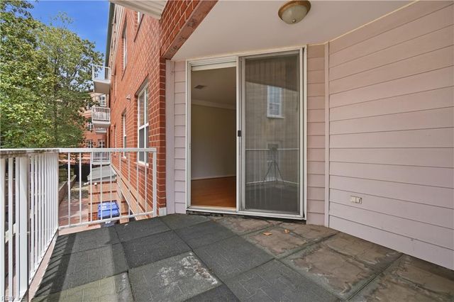 249 W Freemason St Apt 206, Norfolk, VA 23510