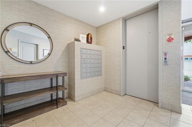 249 W Freemason St Apt 206, Norfolk, VA 23510