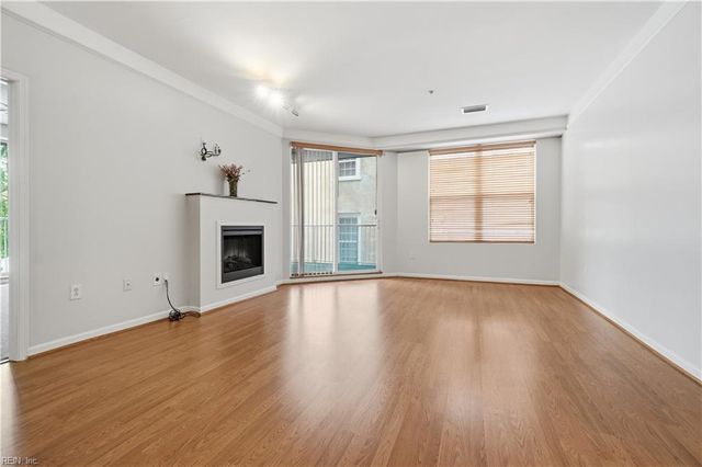 249 W Freemason St Apt 206, Norfolk, VA 23510