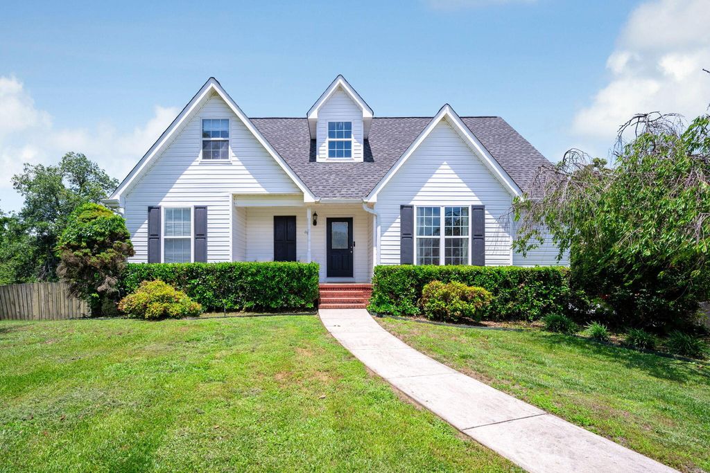 10498 Daffodil Circle, Soddy Daisy, TN 37379