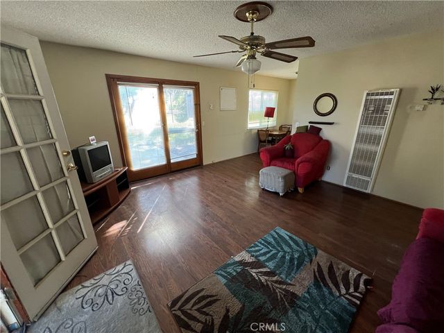 16289 Vine, Hesperia, CA 92345