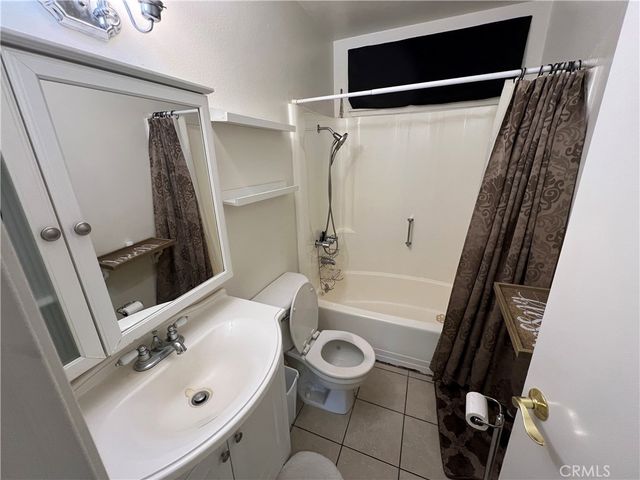 16289 Vine, Hesperia, CA 92345