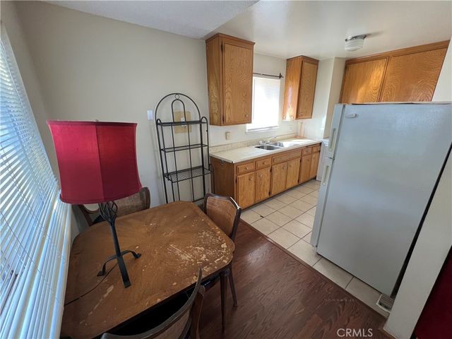 16289 Vine, Hesperia, CA 92345