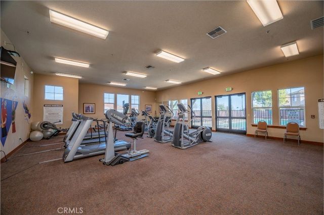 869 Grace Drive, Los Banos, CA 93635