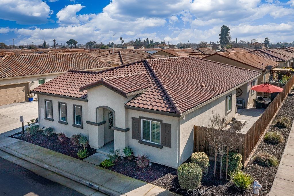 869 Grace Drive, Los Banos, CA 93635