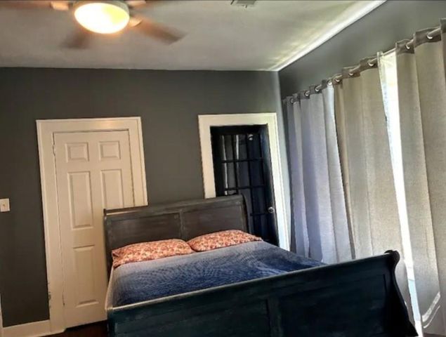 2322 Oakdale Street, Houston, TX 77004