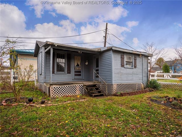 412 C Street, St Albans, WV 25177