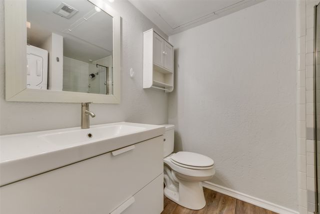 3101 Sondra Drive 302, Fort Worth, TX 76107