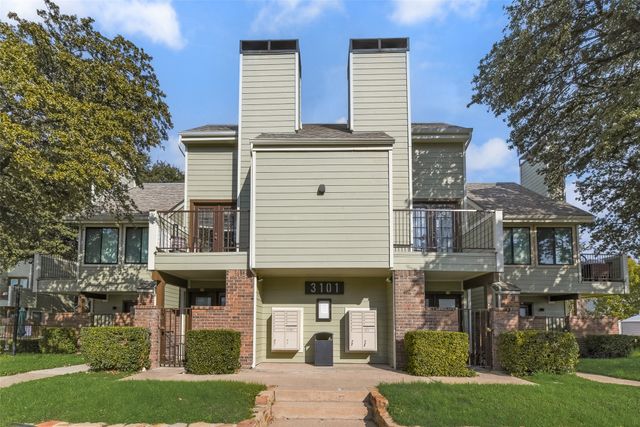 3101 Sondra Drive 302, Fort Worth, TX 76107