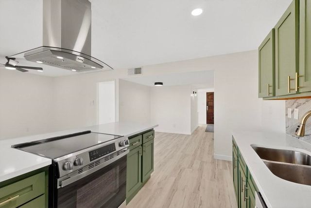 8505 Woodside Road, Rowlett, TX 75088