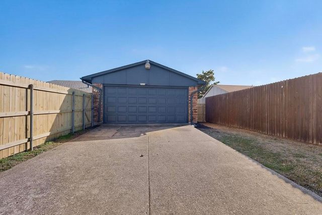 8505 Woodside Road, Rowlett, TX 75088