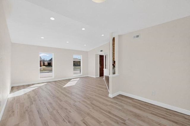 8505 Woodside Road, Rowlett, TX 75088