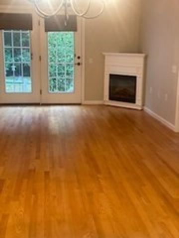 91 Country Squire Rd 91, Uxbridge, MA 01569
