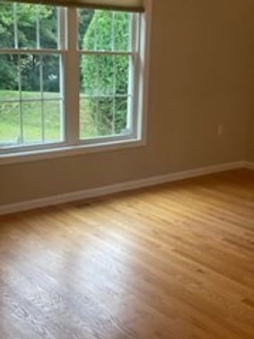91 Country Squire Rd 91, Uxbridge, MA 01569