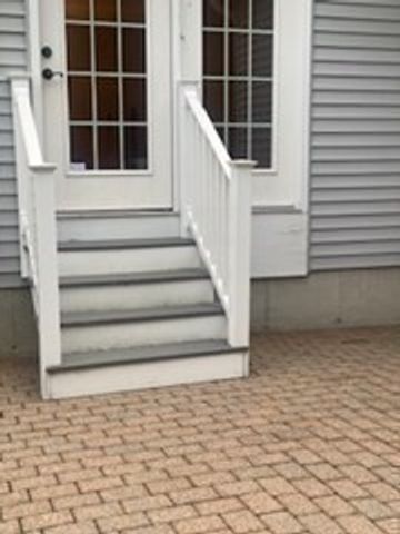 91 Country Squire Rd 91, Uxbridge, MA 01569