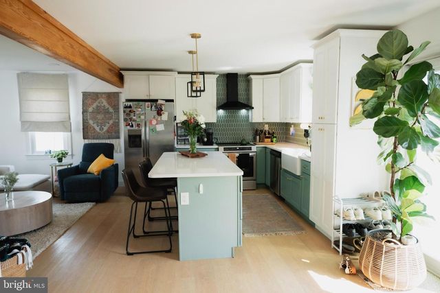 70 SARTORI AVE, Mount Ephraim, NJ 08059