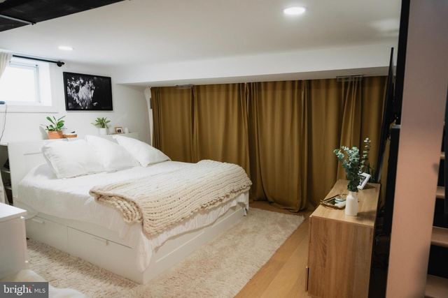 70 SARTORI AVE, Mount Ephraim, NJ 08059