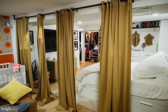 70 SARTORI AVE, Mount Ephraim, NJ 08059