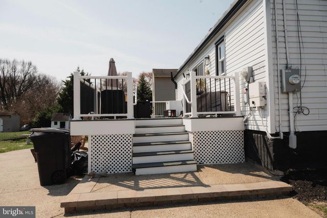 70 SARTORI AVE, Mount Ephraim, NJ 08059