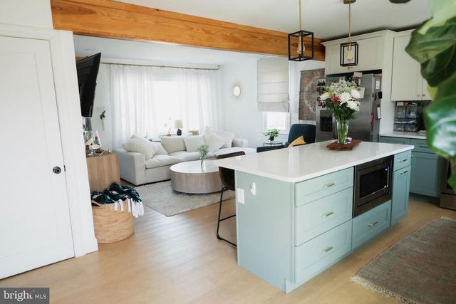 70 SARTORI AVE, Mount Ephraim, NJ 08059