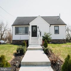 70 SARTORI AVE, Mount Ephraim, NJ 08059