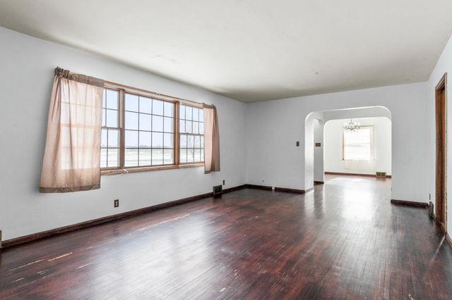 53007 140th Street, Donnelly, MN 56235