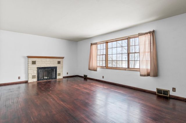 53007 140th Street, Donnelly, MN 56235