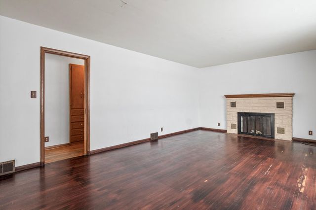 53007 140th Street, Donnelly, MN 56235