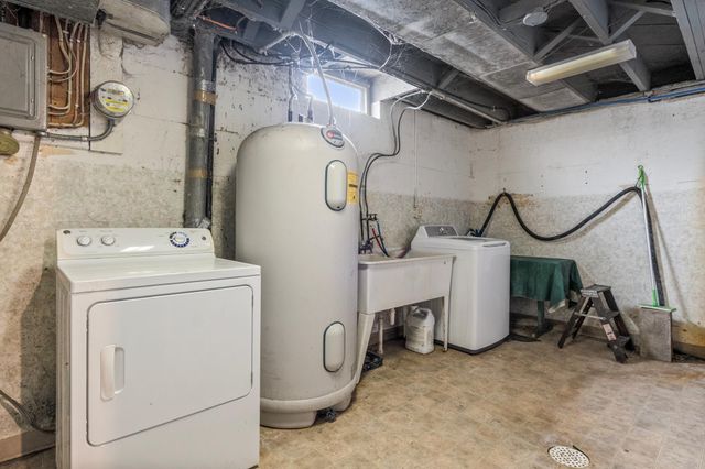 53007 140th Street, Donnelly, MN 56235