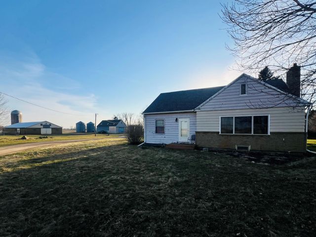 53007 140th Street, Donnelly, MN 56235