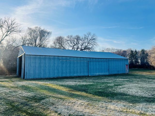 53007 140th Street, Donnelly, MN 56235