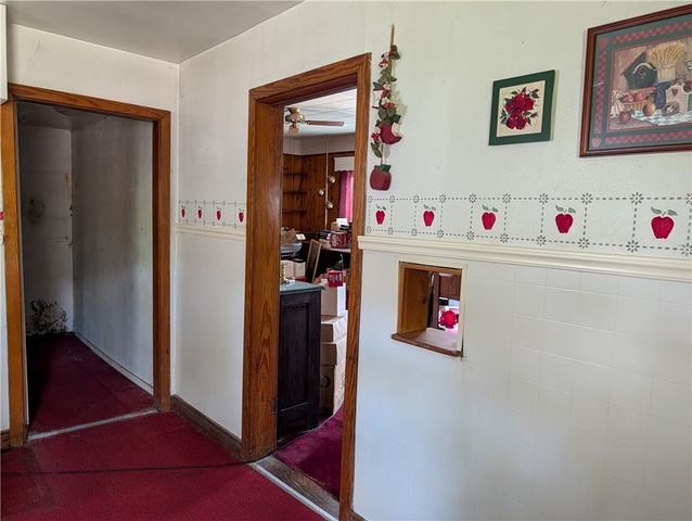 216 Wayne St, Roscoe, PA 15477