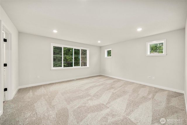 17505 NE Midnight Sun Loop, Poulsbo, WA 98370