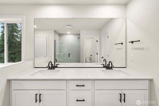 17505 NE Midnight Sun Loop, Poulsbo, WA 98370