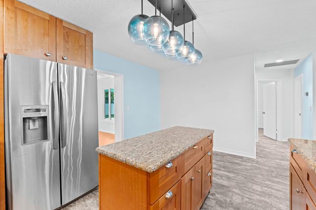 8675 SE Keathley, Hobe Sound, FL 33455