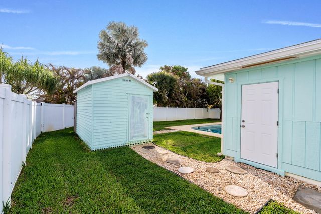 8675 SE Keathley, Hobe Sound, FL 33455