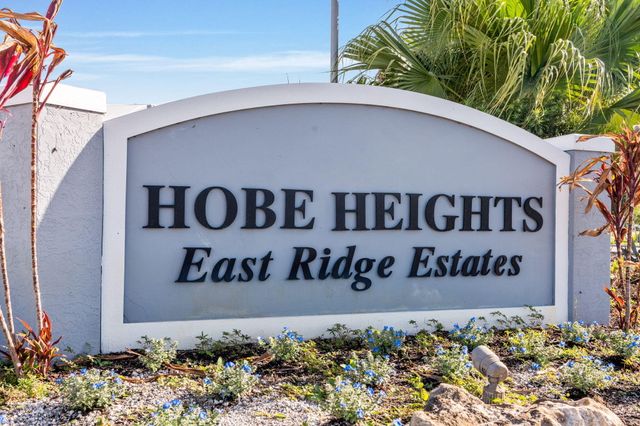 8675 SE Keathley, Hobe Sound, FL 33455