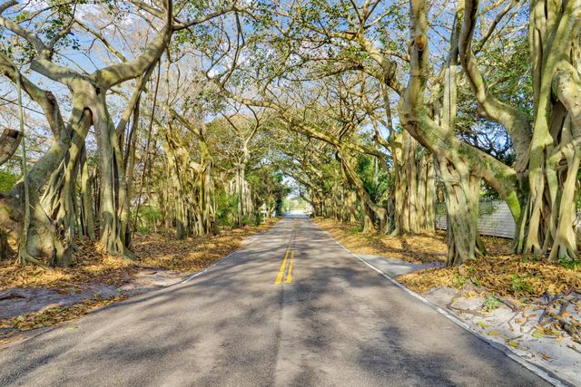 8675 SE Keathley, Hobe Sound, FL 33455