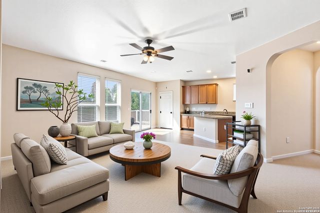 8011 Jalane Park, San Antonio, TX 78255