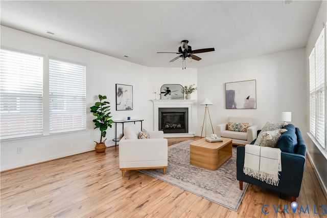 16820 Thornapple Run, Moseley, VA 23120