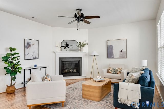 16820 Thornapple Run, Moseley, VA 23120