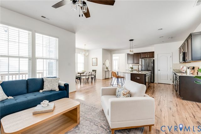 16820 Thornapple Run, Moseley, VA 23120