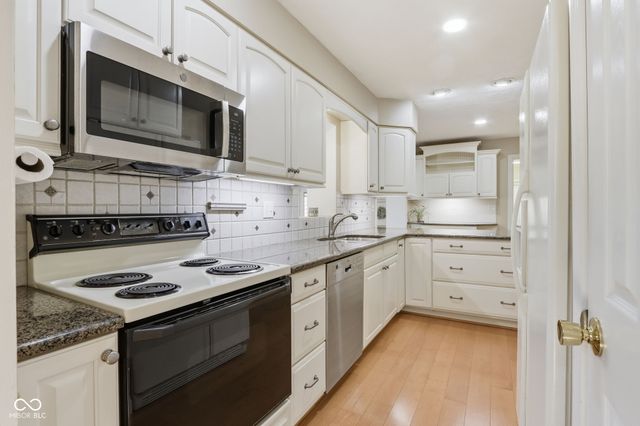 5711 Elderberry Road, Noblesville, IN 46062