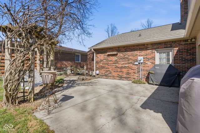 5711 Elderberry Road, Noblesville, IN 46062