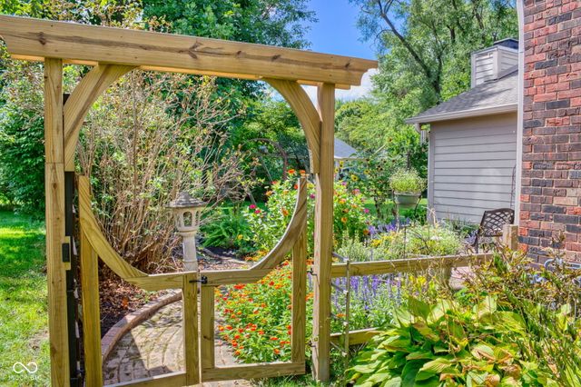 5711 Elderberry Road, Noblesville, IN 46062