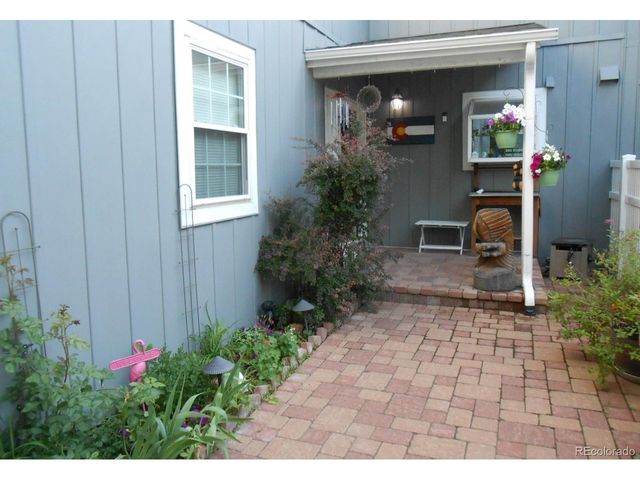 2827 S Xanadu Way, Aurora, CO 80014