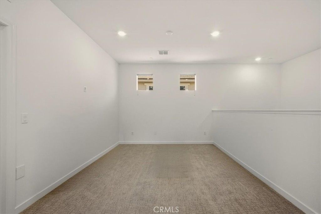 Image 31 of property listing at 16281 Castello 1, Fontana, CA 92336